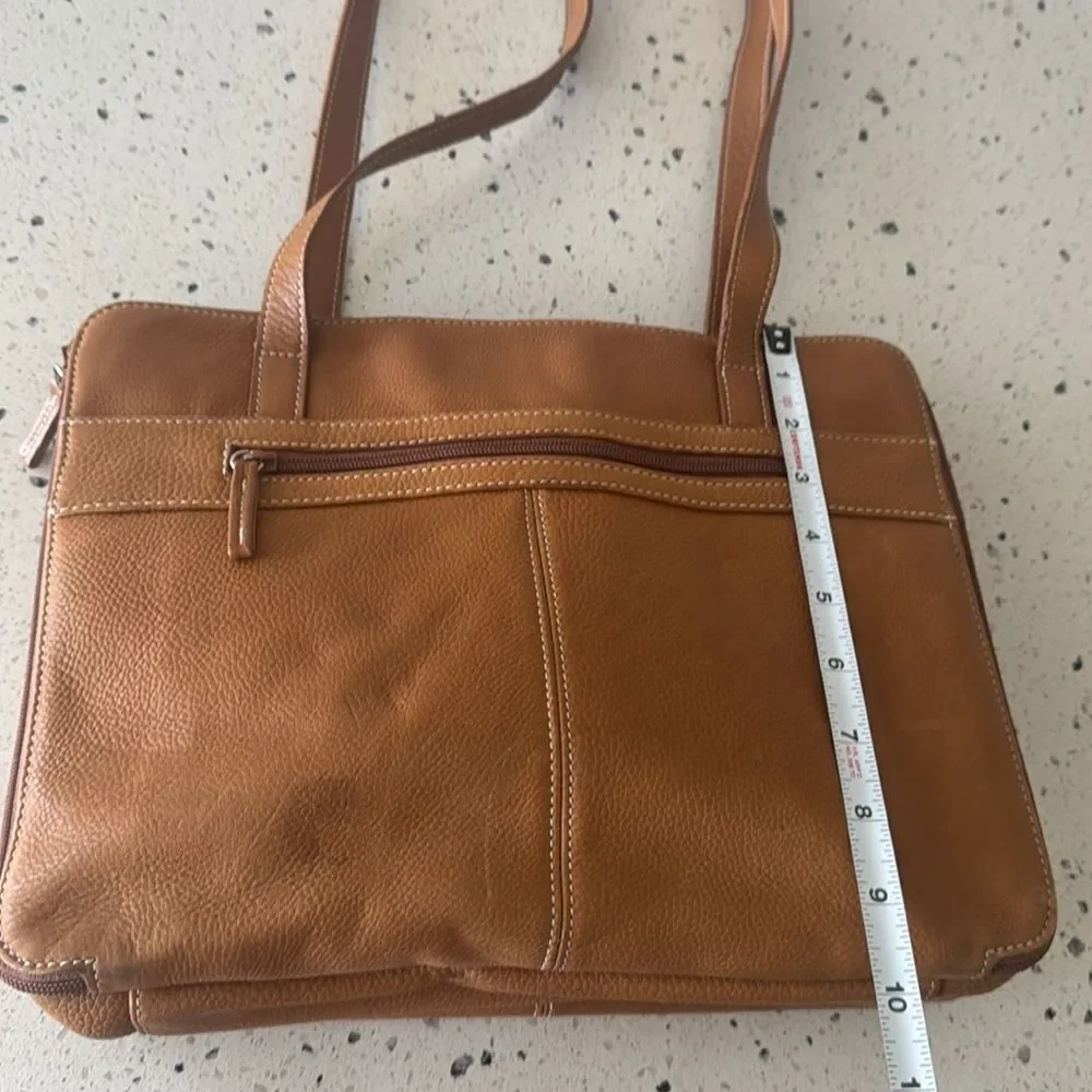Tignanello Vintage Tan Genuine Leather Women’s Shoulder Handbag Zip Compartments